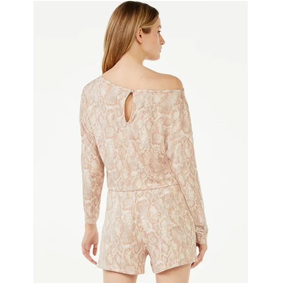 Long Sleeve Romper - Picture 3 of 7